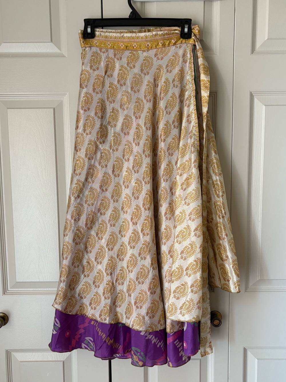Boho duo layer reversible magic wrap skirt. Silk. OSFM. Floral Paisley. Festival